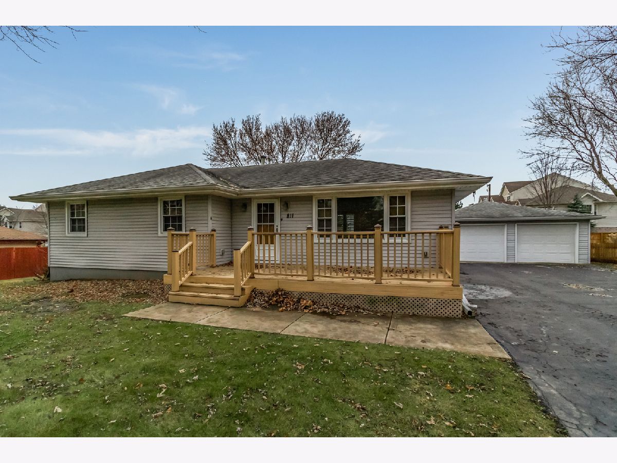 Homes Sold Wellington Heights Joliet Illinois, 811 Baskin