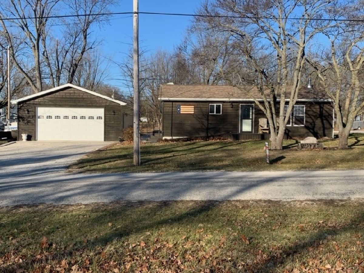  Sold Alvin Illinois, 107 South