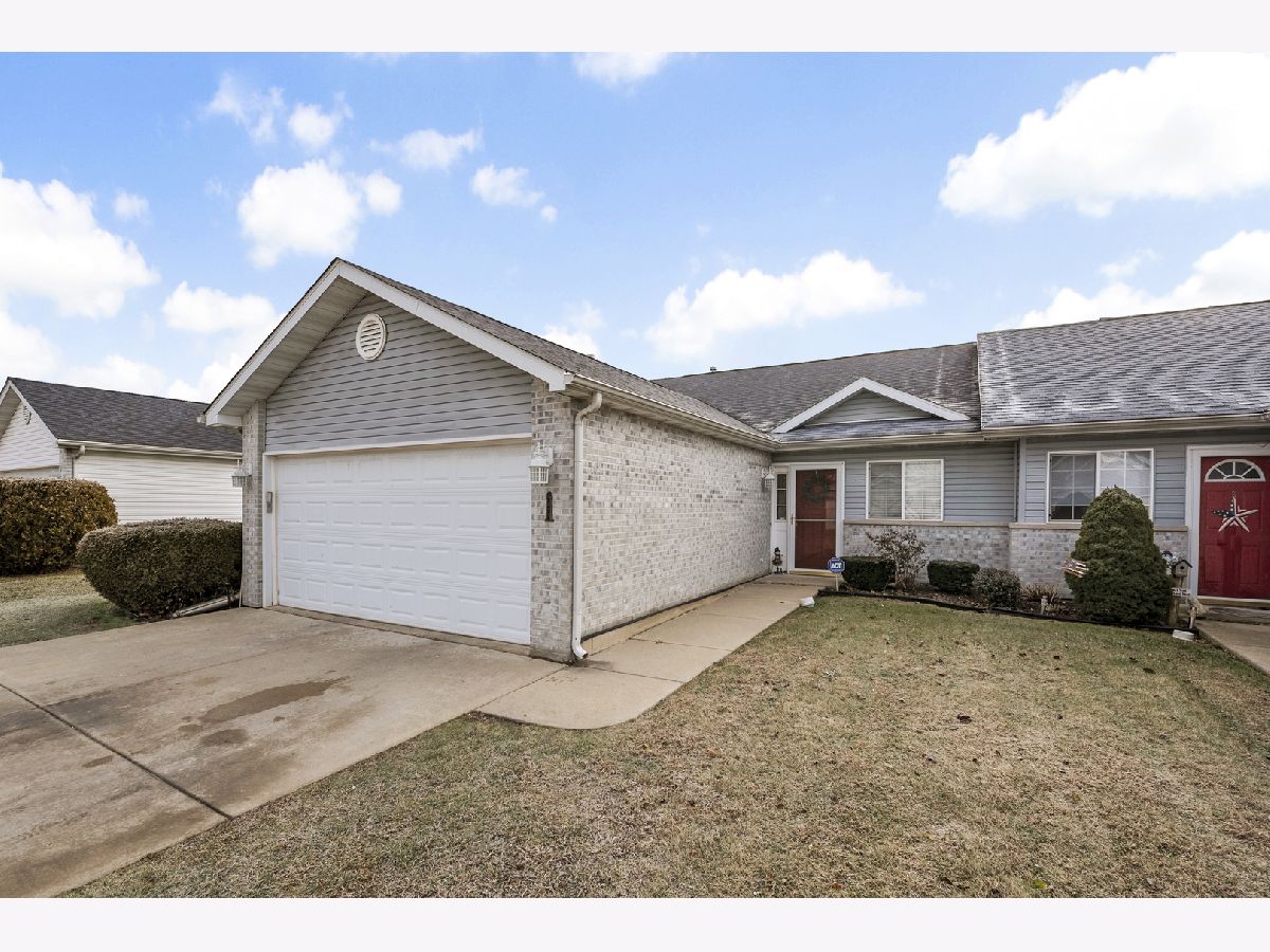 Townhomes & Homes Sold Lighthouse Cove Braidwood Illinois, 217 Harbor Landing