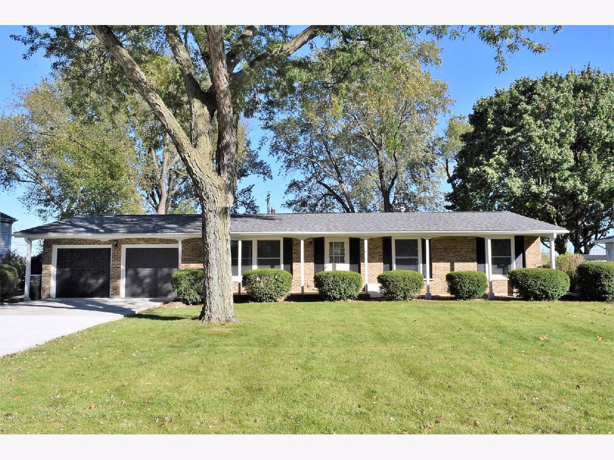 Homes Rented Bonnie Dundee Terrace East Dundee Illinois, 136 Scott