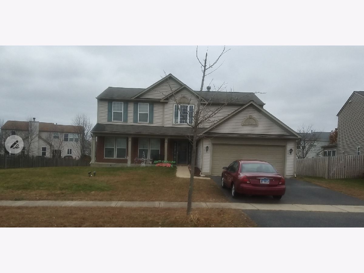 Homes Sold Augusta Village Greens Bolingbrook Illinois, 211 Honeysuckle