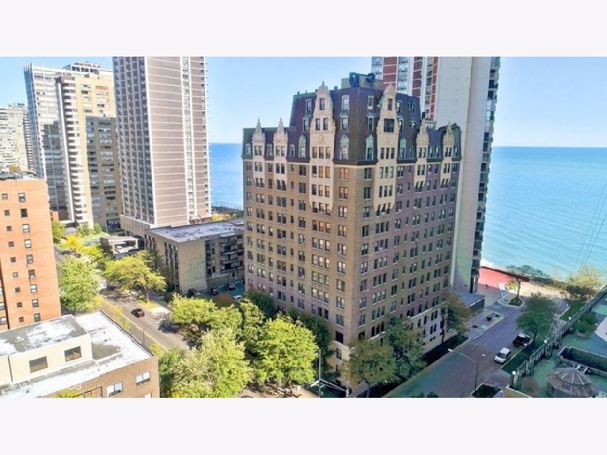 Condominiums Rented Park Edgewater Chicago Illinois, 6101 Sheridan