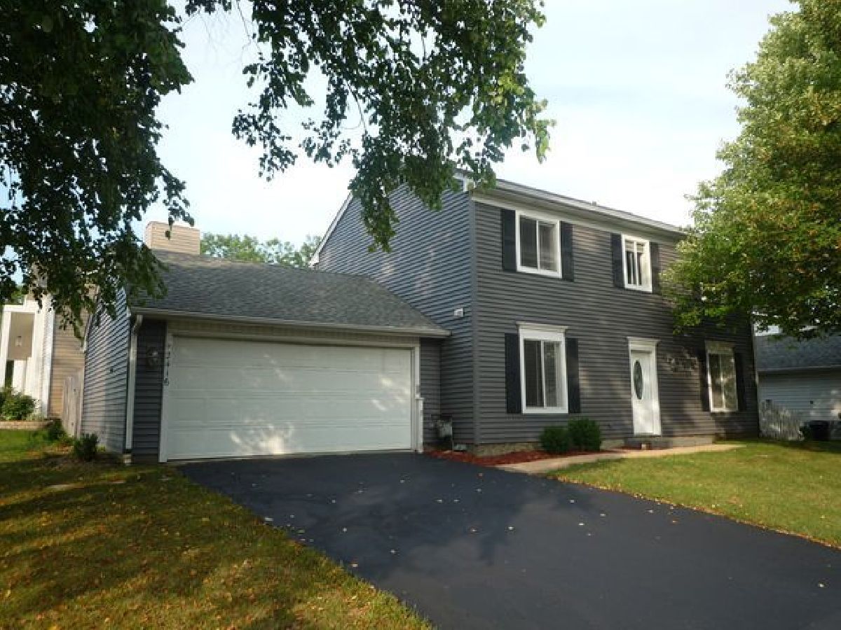 Homes & Condos & Townhomes Rented Butterfield Aurora Illinois, 2416 Blue Spruce