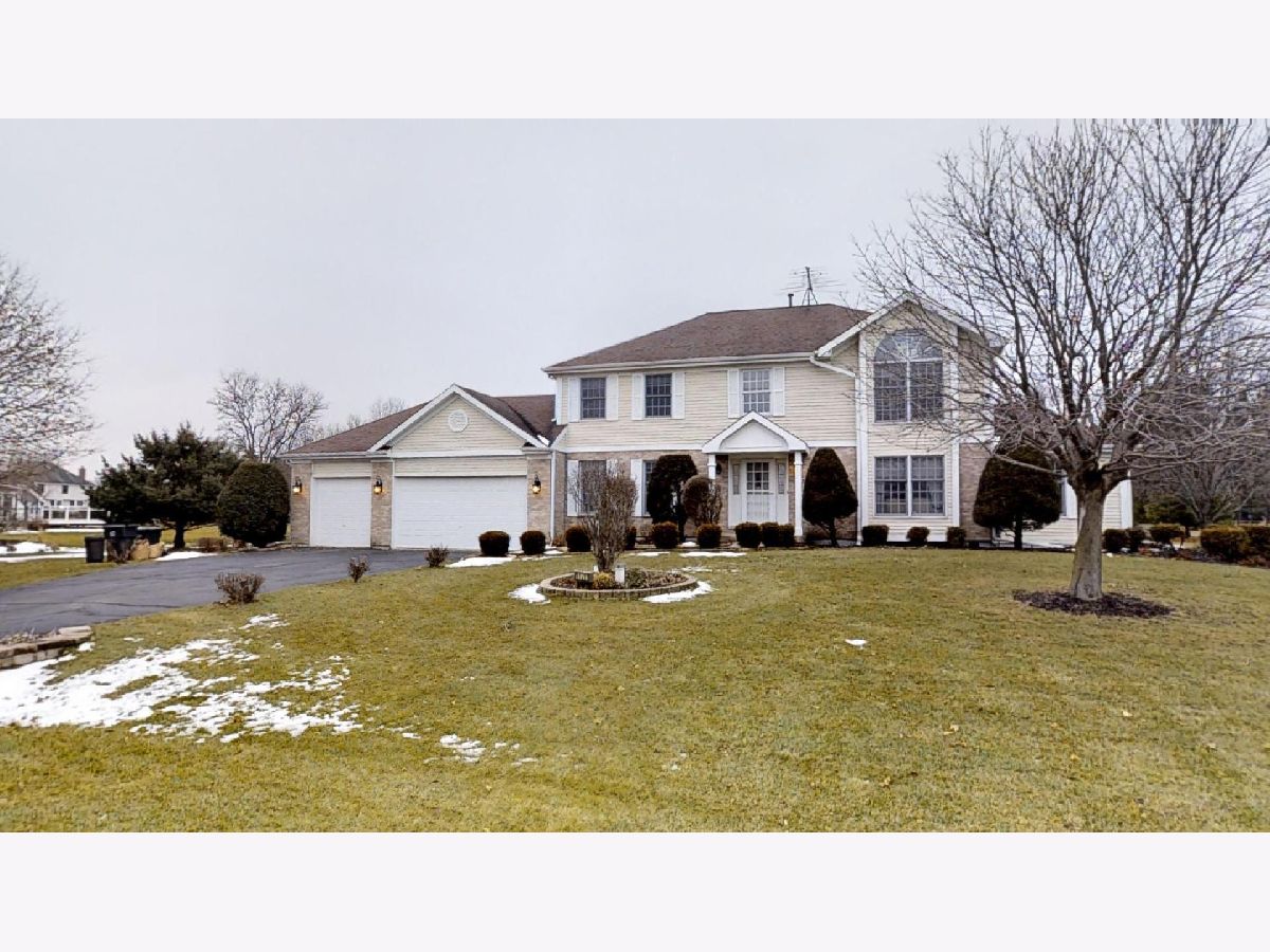 Homes Sold Harmony Trails Estates Huntley Illinois, 11711 Manda
