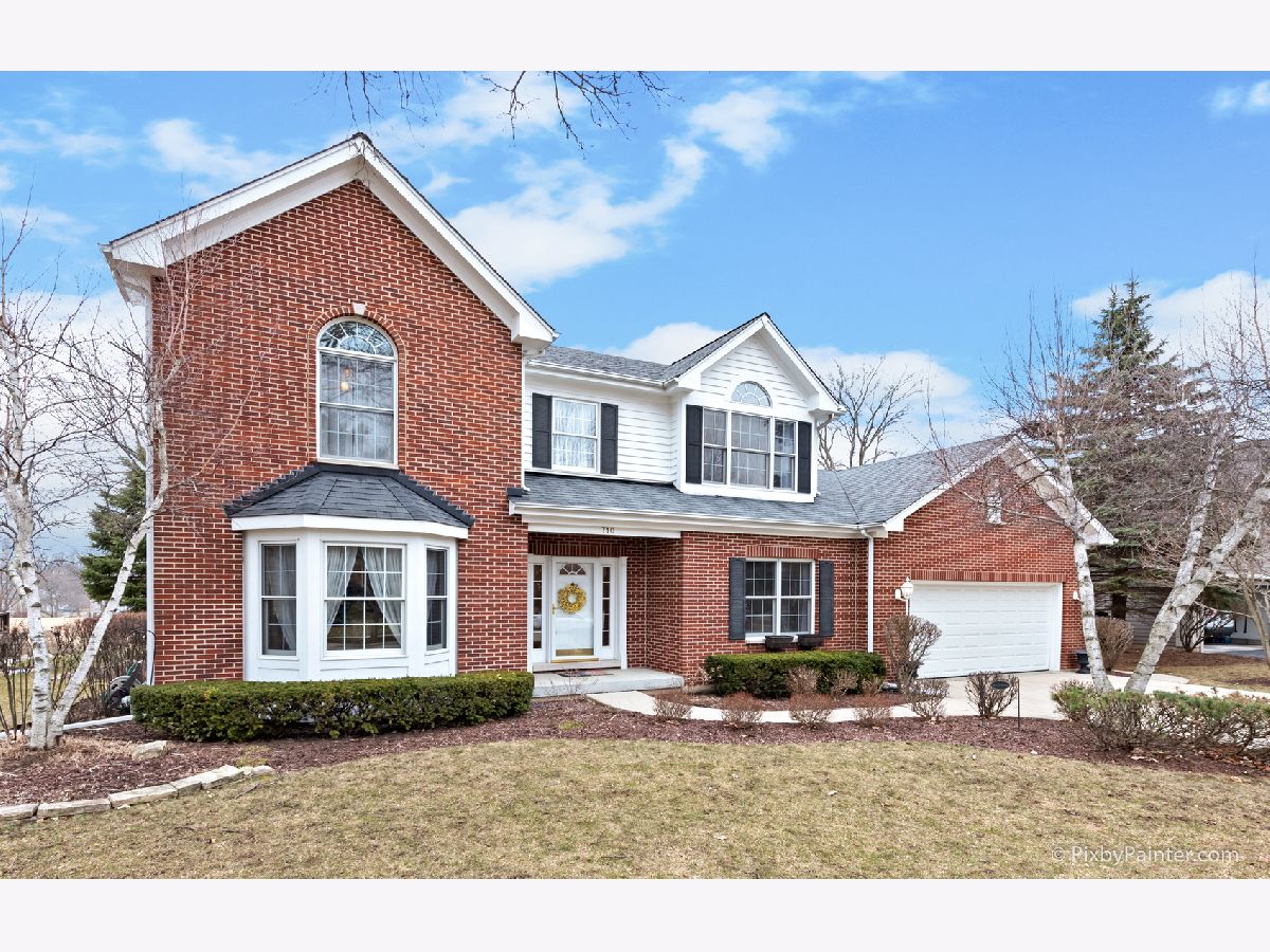 Homes Sold Native Run Crystal Lake Illinois, 710 Blackthorn