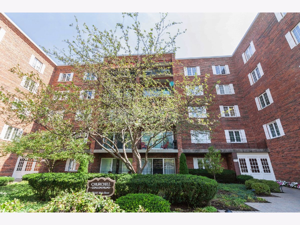 Condominiums Sold Churchill Condos Glen Ellyn Illinois, 515 Main
