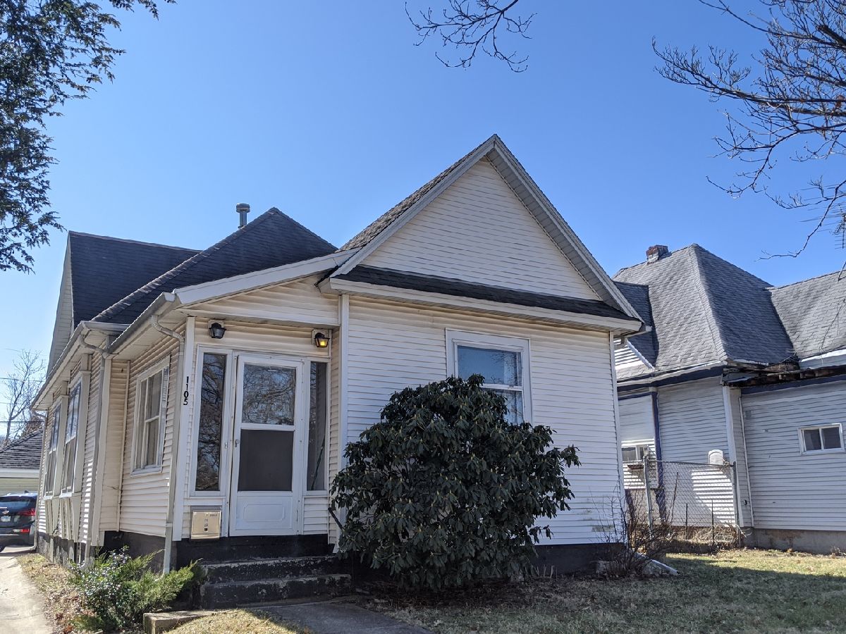  Rented Urbana Illinois, 1105 Main