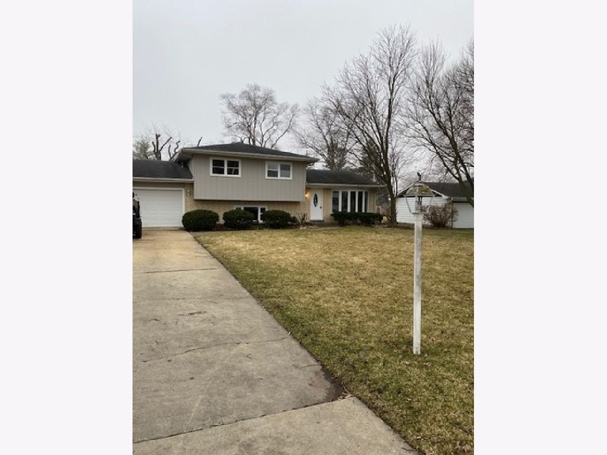 Homes Sold Holiday Hills Carol Stream Illinois, 234 Arapahoe