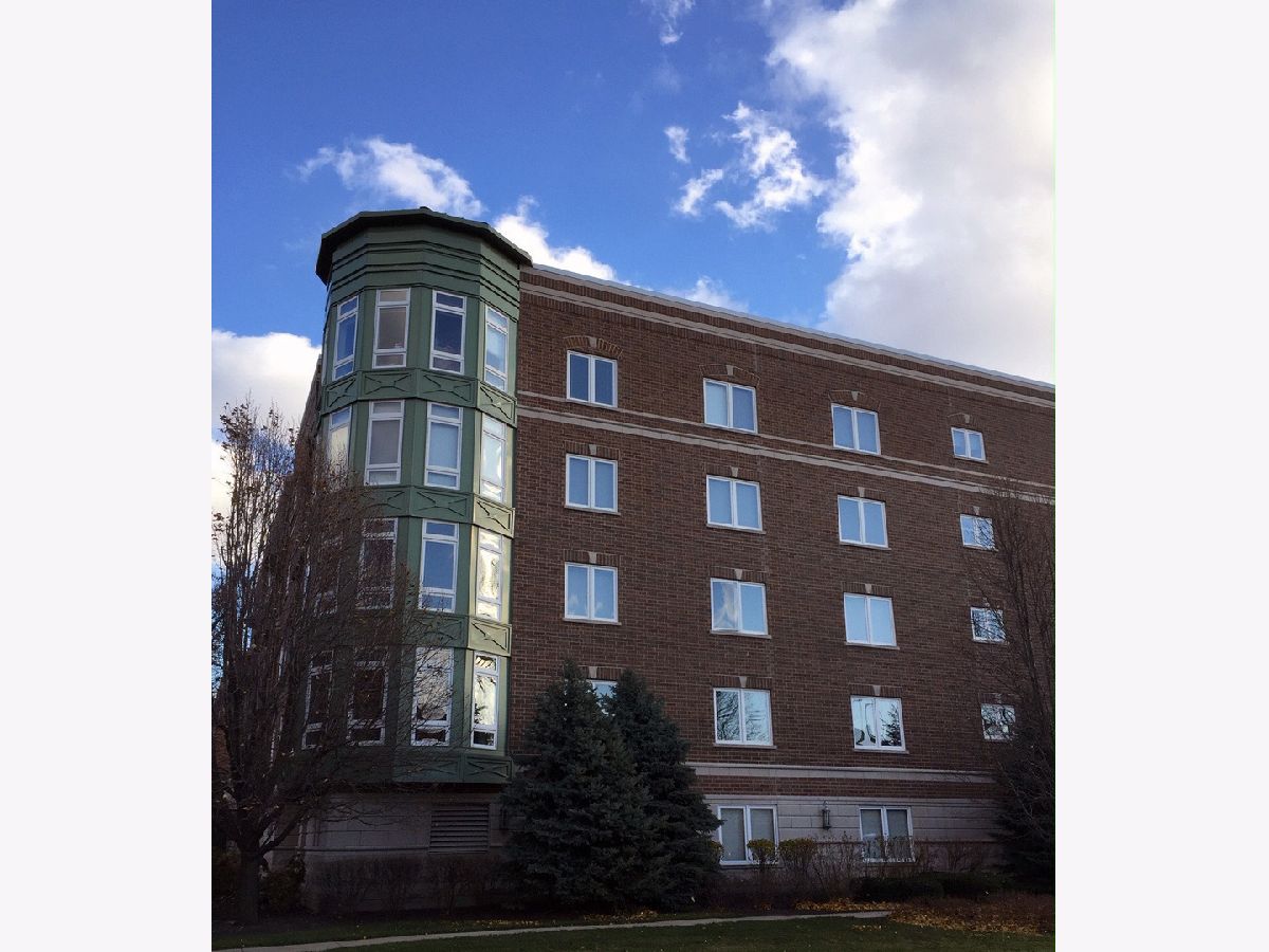 Condominiums Sold Cambria Des Plaines Illinois, 1277 Thacker