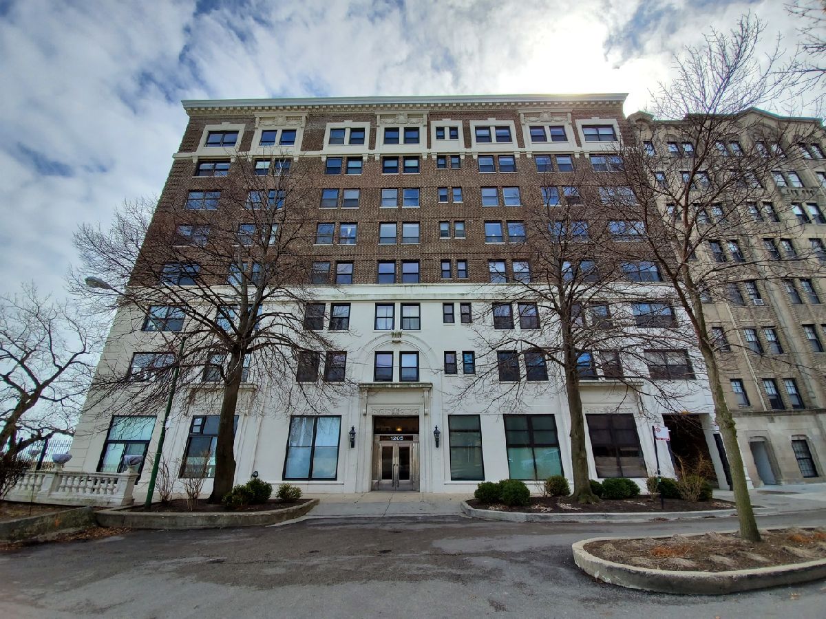 Condos & Townhomes Rented Sherwin On The Lake Chicago Illinois, 1205 Sherwin