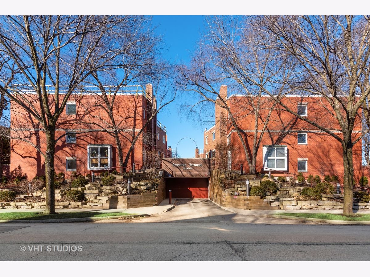 Townhomes Sold Evanston Terraces Evanston Illinois, 1225 Central