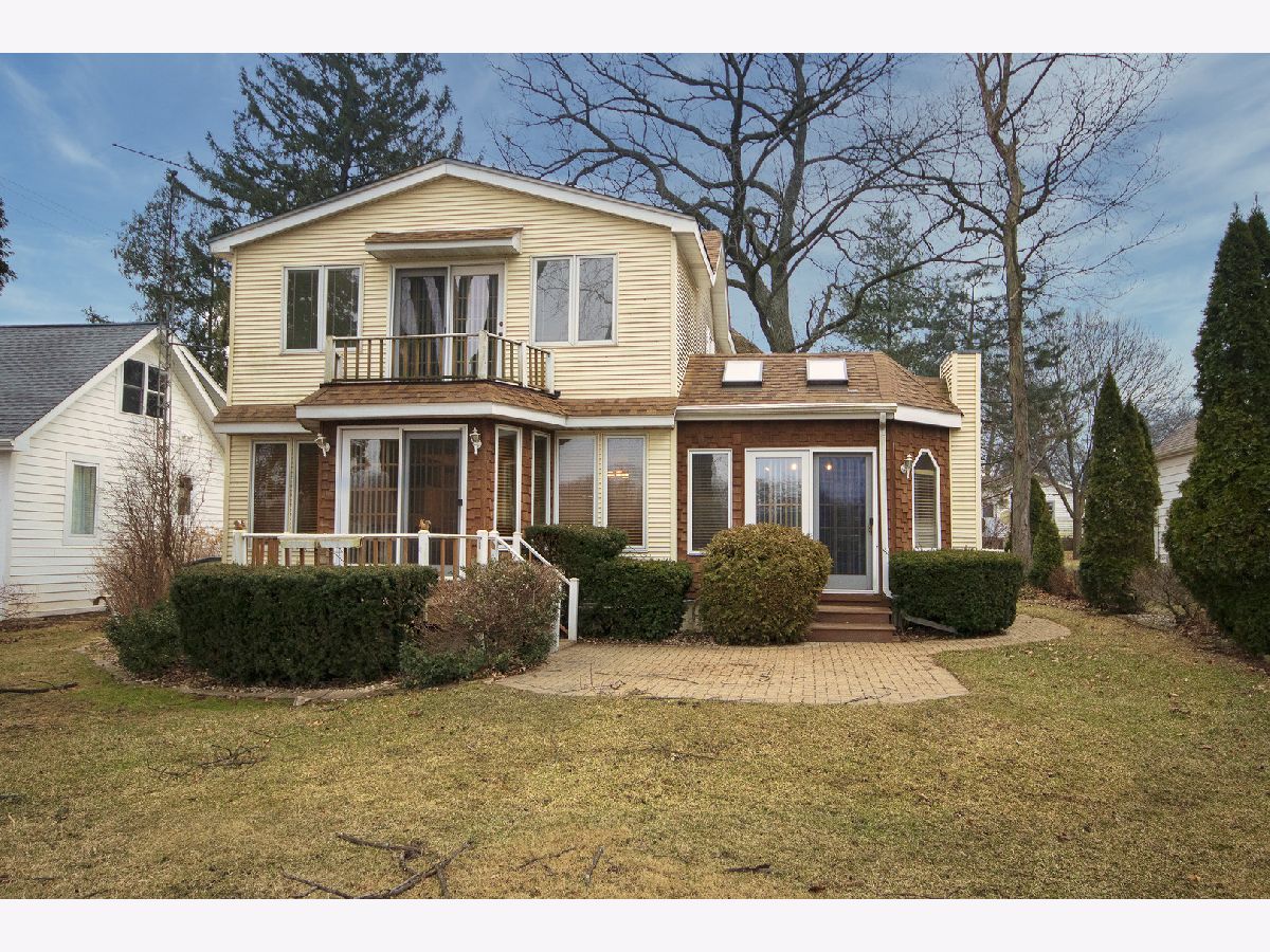 Homes Sold Emerald Park Mchenry Illinois, 605 Emerald