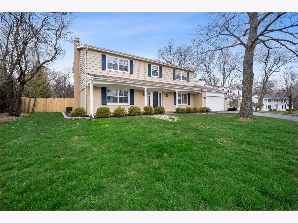 Homes & Condos & Townhomes Sold Woodview Acres Lake Forest Illinois, 1360 Burr Oak