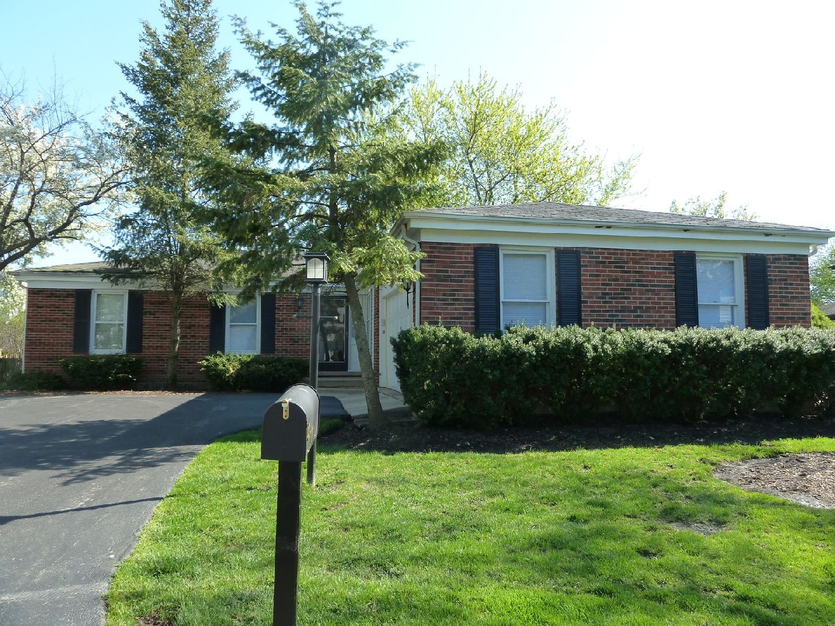 Homes Rented Windham Manor Northbrook Illinois, 2424 Auburn