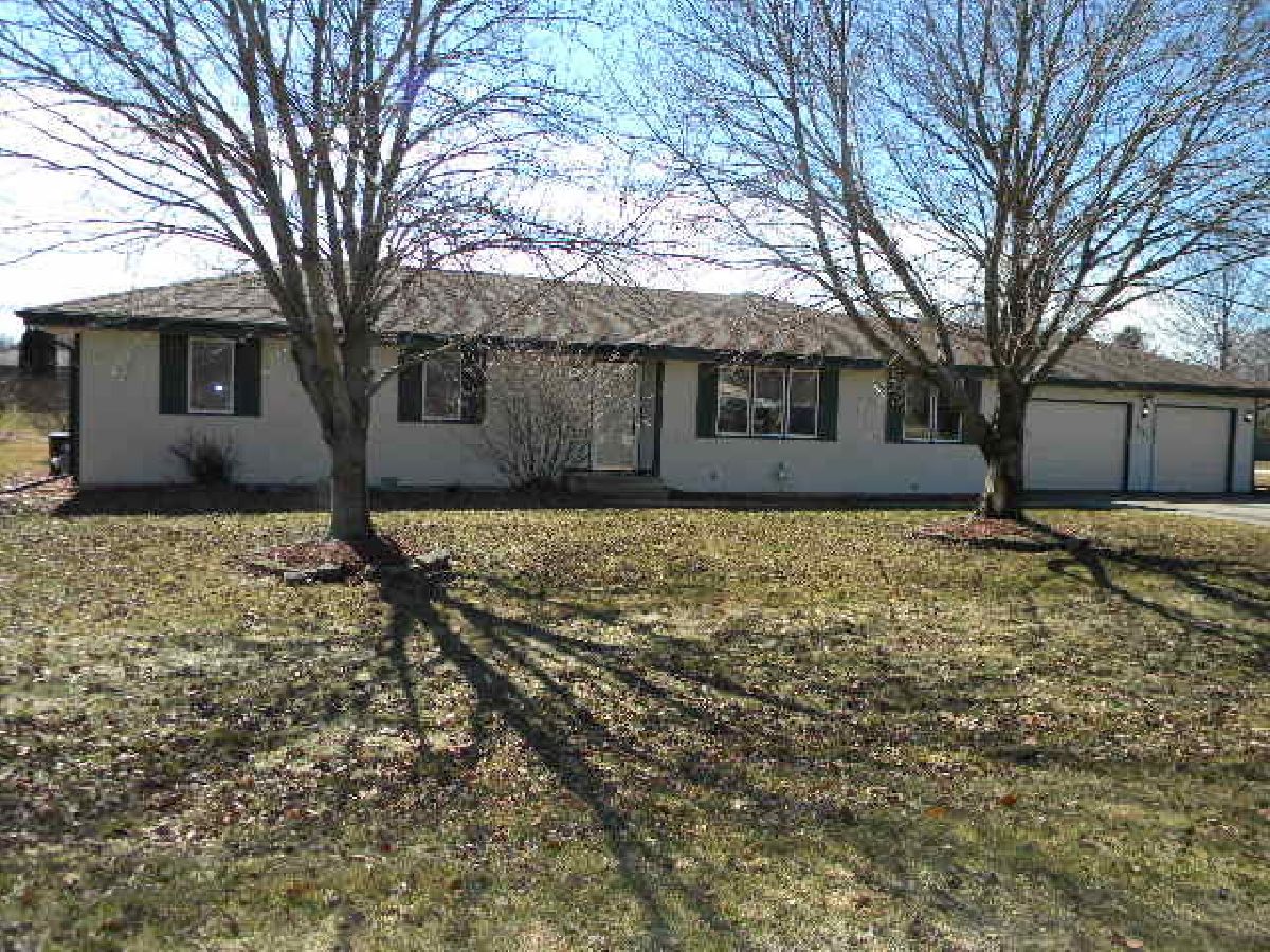 Homes Sold Evergreen Manor Roscoe Illinois, 4381 Leeash