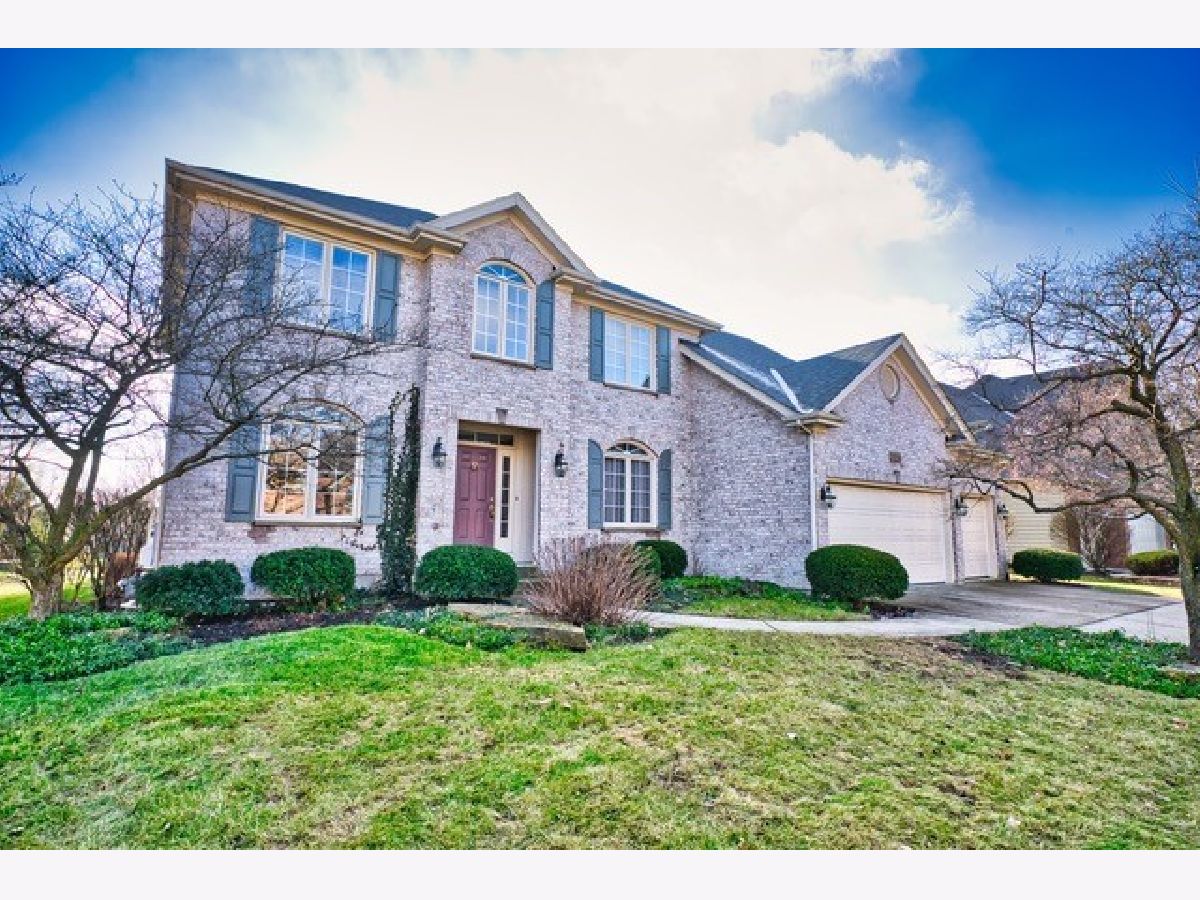 Homes Rented Orchard Woods Naperville Illinois, 2224 Glouceston