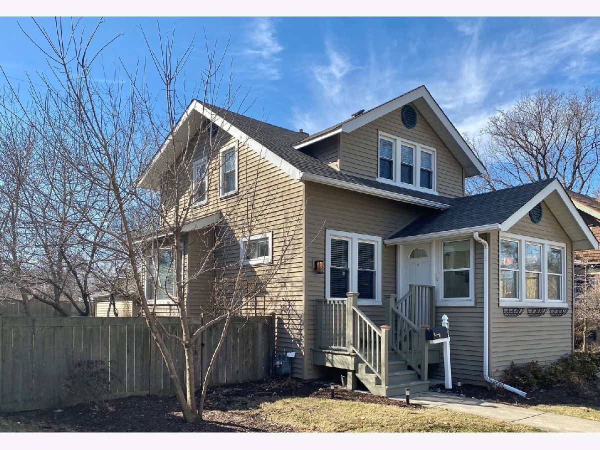 Homes & Condos & Townhomes Sold Silk Stocking Des Plaines Illinois, 736 Arlington