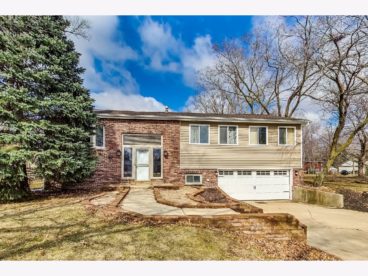 Homes Sold Andermann Acres Naperville Illinois, 24430 Boulevard De John