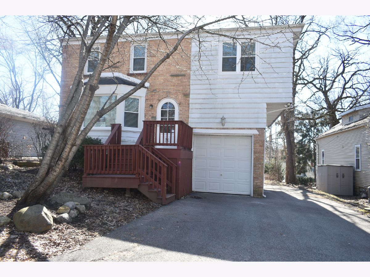 Homes Rented West Shore Park Mundelein Illinois, 26705 Circle