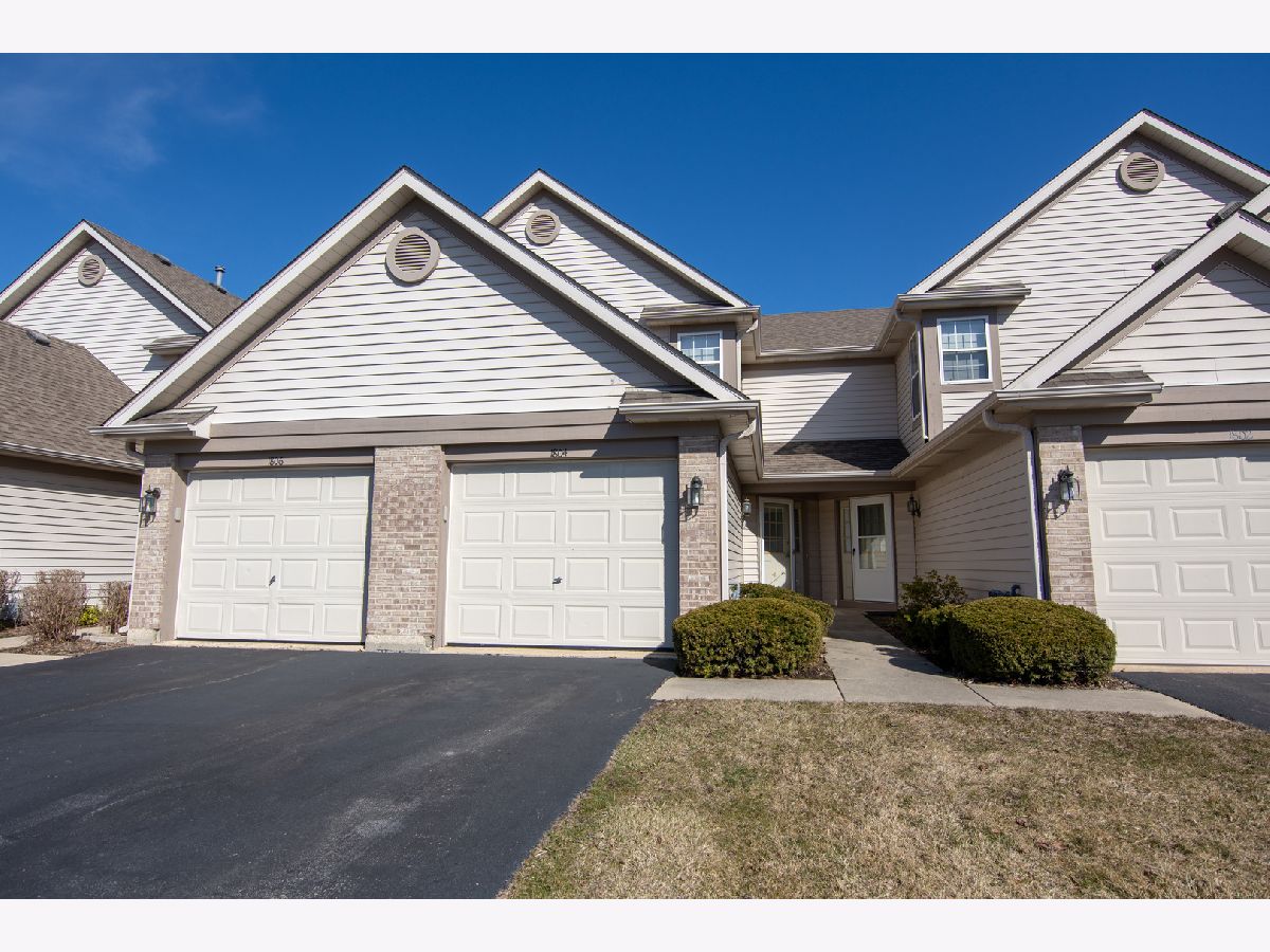 Briar Pointe Schaumburg IL, Townhomes & Condos For Sale & For Rent