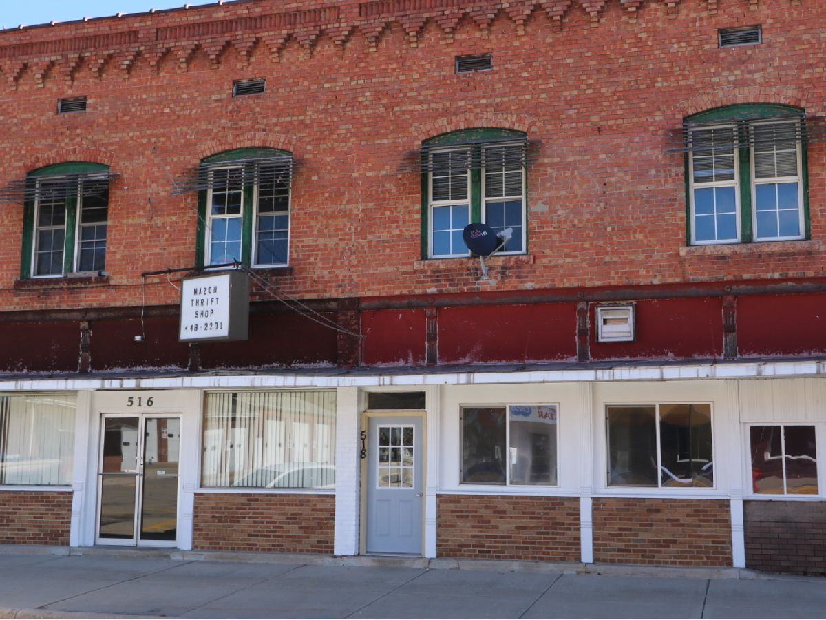  Rented Mazon Illinois, 518 Depot