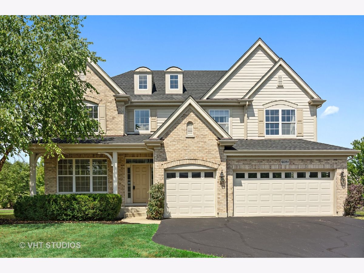 Homes Sold Hamilton Estates Mettawa Illinois, 13958 Emma