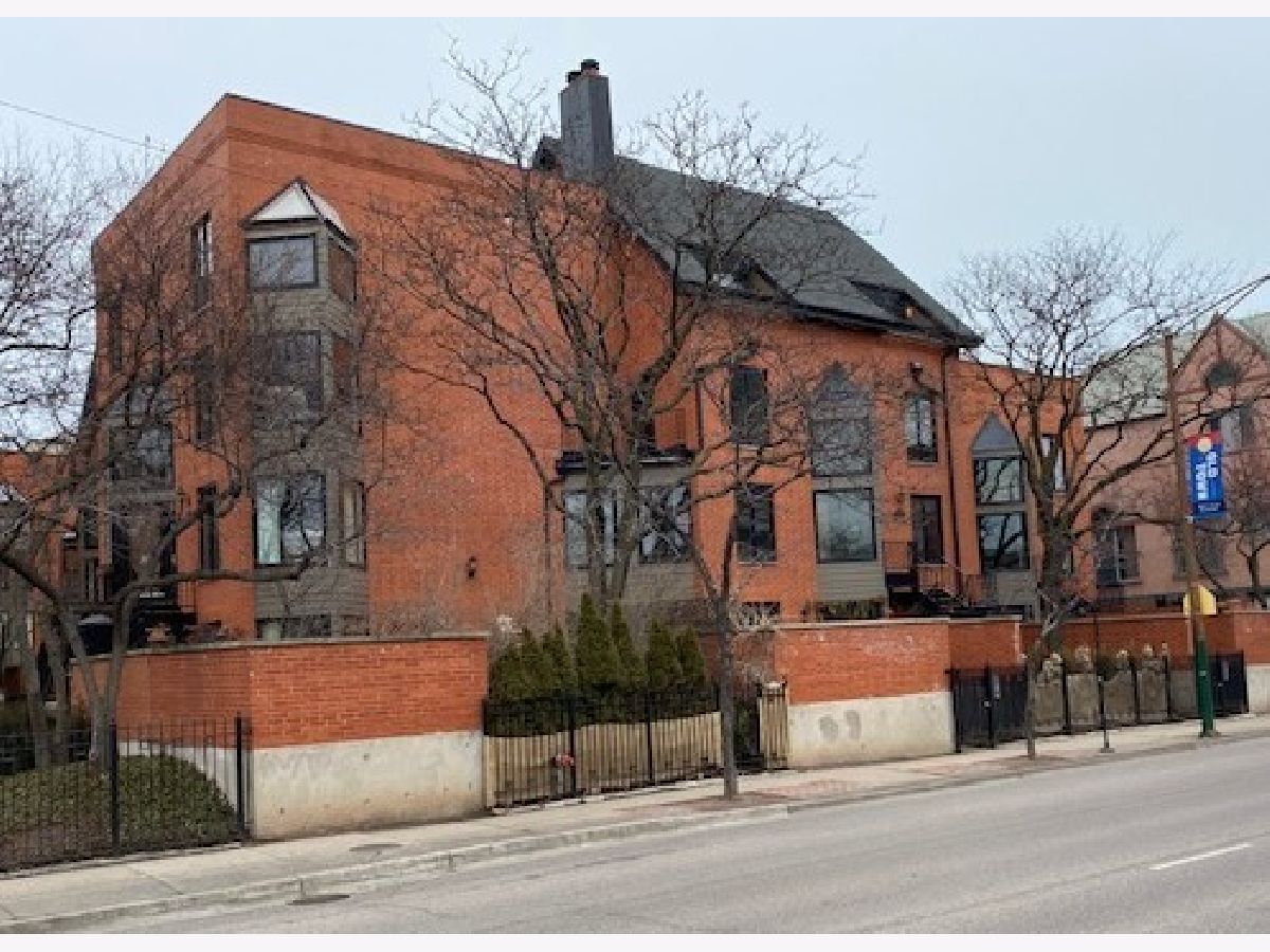 Townhomes & Condos Sold St. Michael's Square Chicago Illinois, 1601 Cleveland