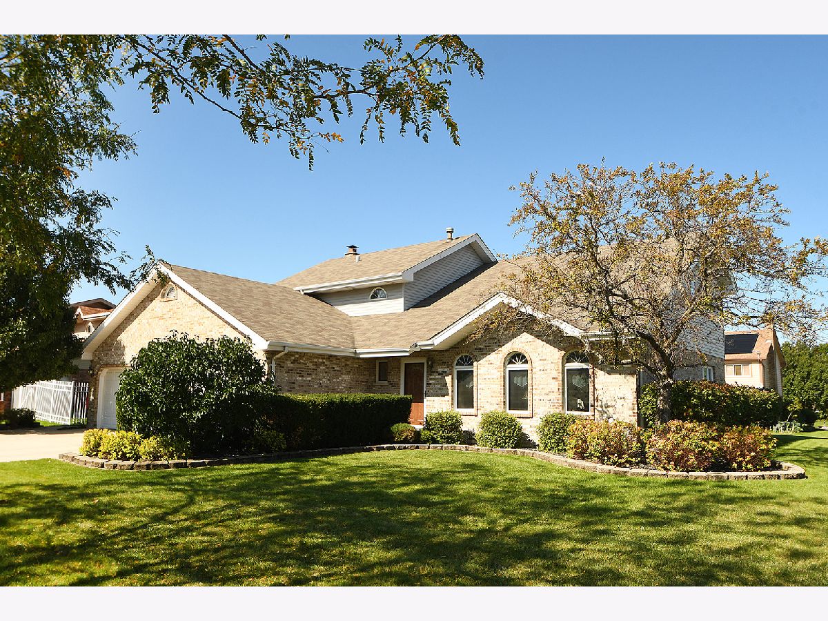 Homes Sold Valley View Tinley Park Illinois, 8002 174th