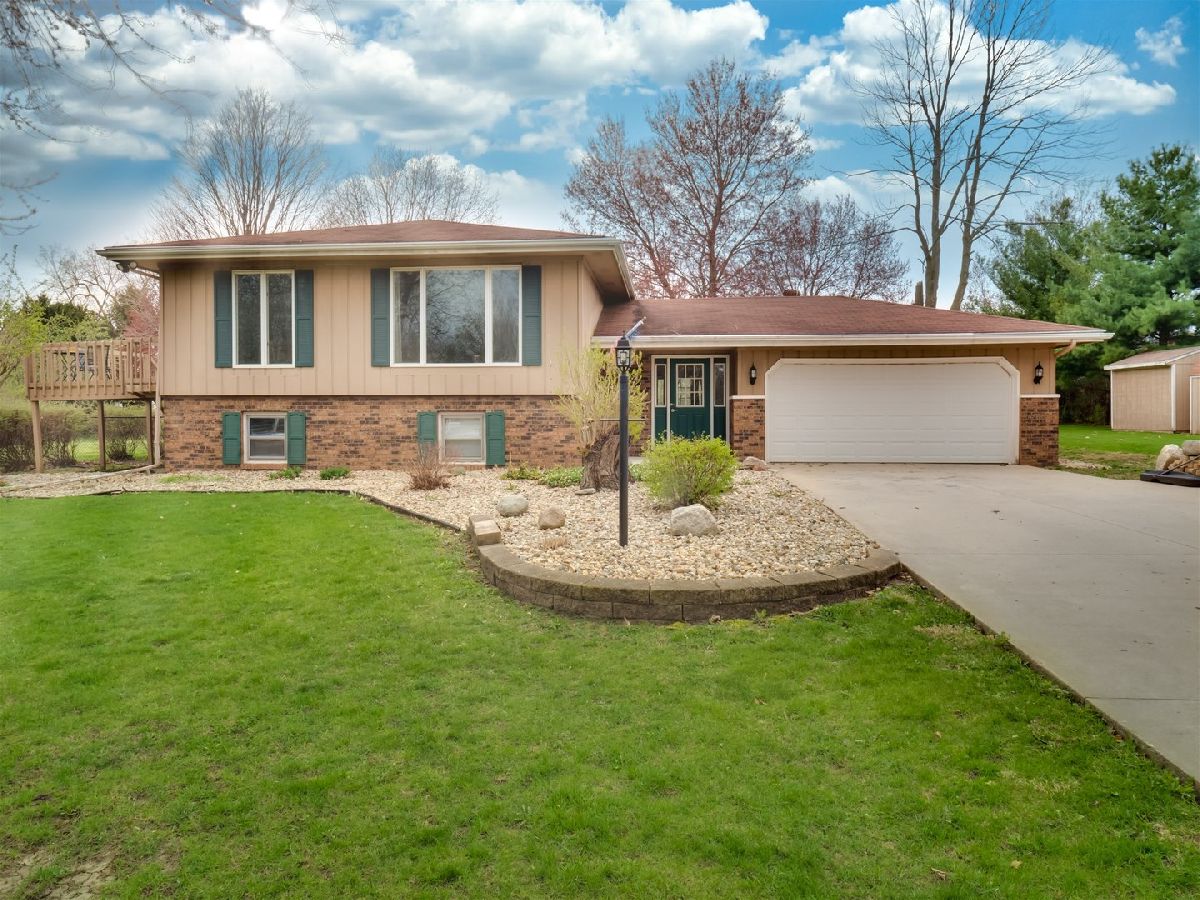 Homes Sold Terrace Lawn Bloomington Illinois, 9508 Grandville