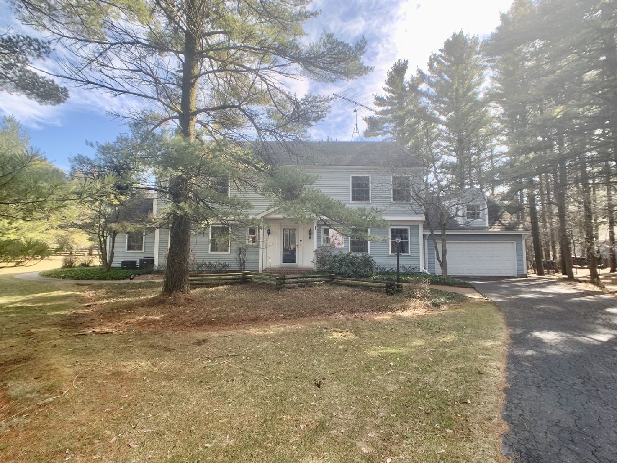 Homes Sold Pine Ridge Bull Valley Illinois, 8307 Concord