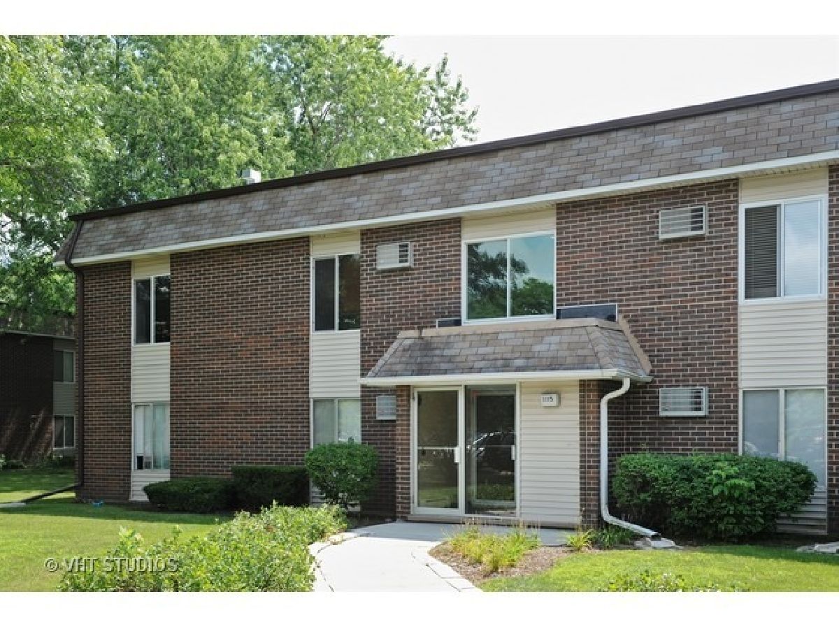 Homes & Condominiums Rented Mill Creek Buffalo Grove Illinois, 1115 Miller