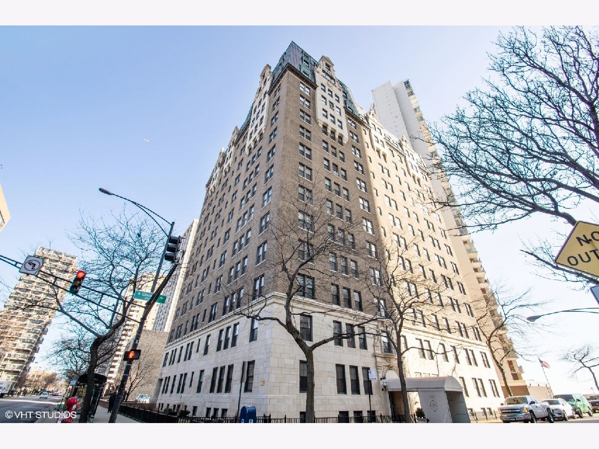 Condominiums Rented Park Edgewater Chicago Illinois, 6101 Sheridan