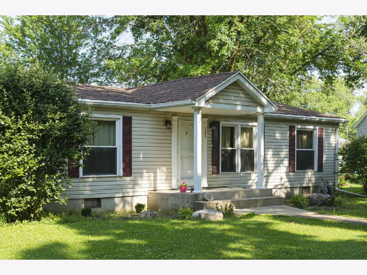 Homes Sold Original Town Of Pesotum Pesotum Illinois, 105 Locust
