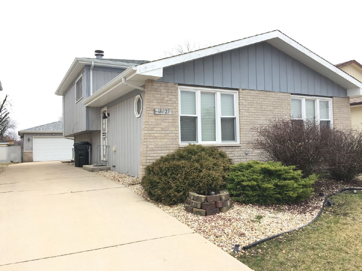 Homes Rented Flossmoor Terrace Country Club Hills Illinois, 18023 Idlewild