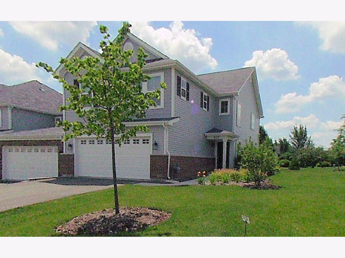 Townhomes Rented Park Place Crystal Lake Illinois, 600 Grand Canyon