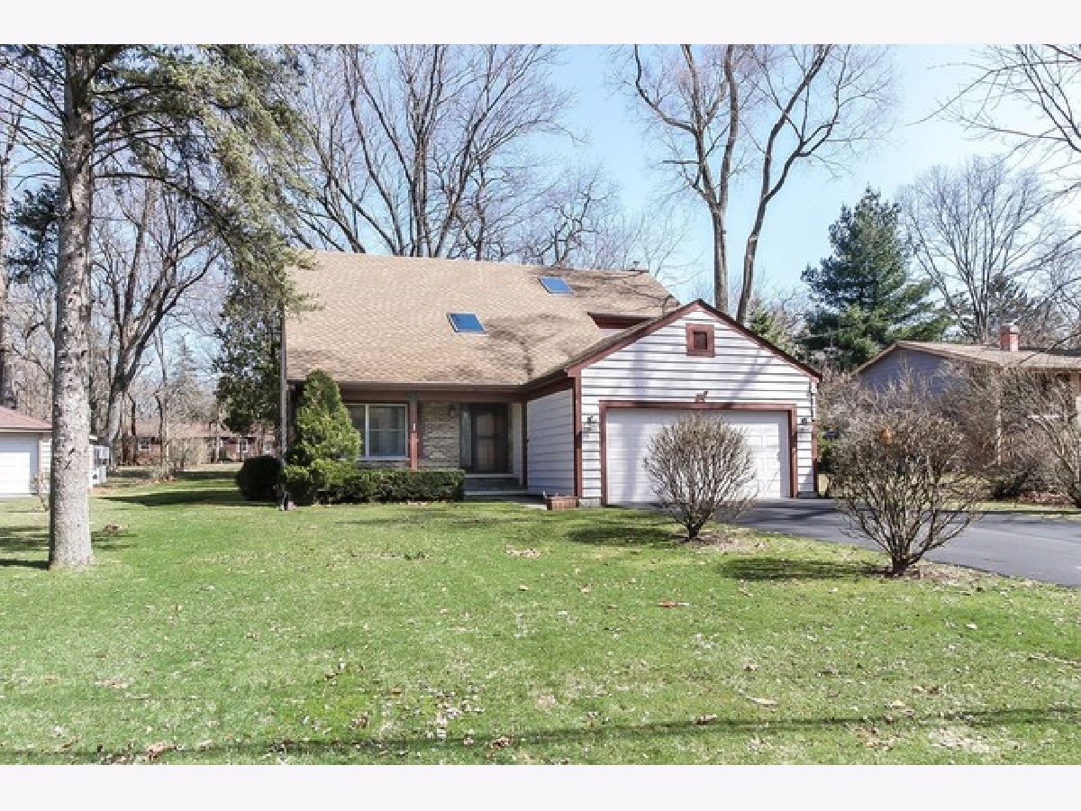 Homes Sold Indian Grove Algonquin Illinois, 811 Oceola