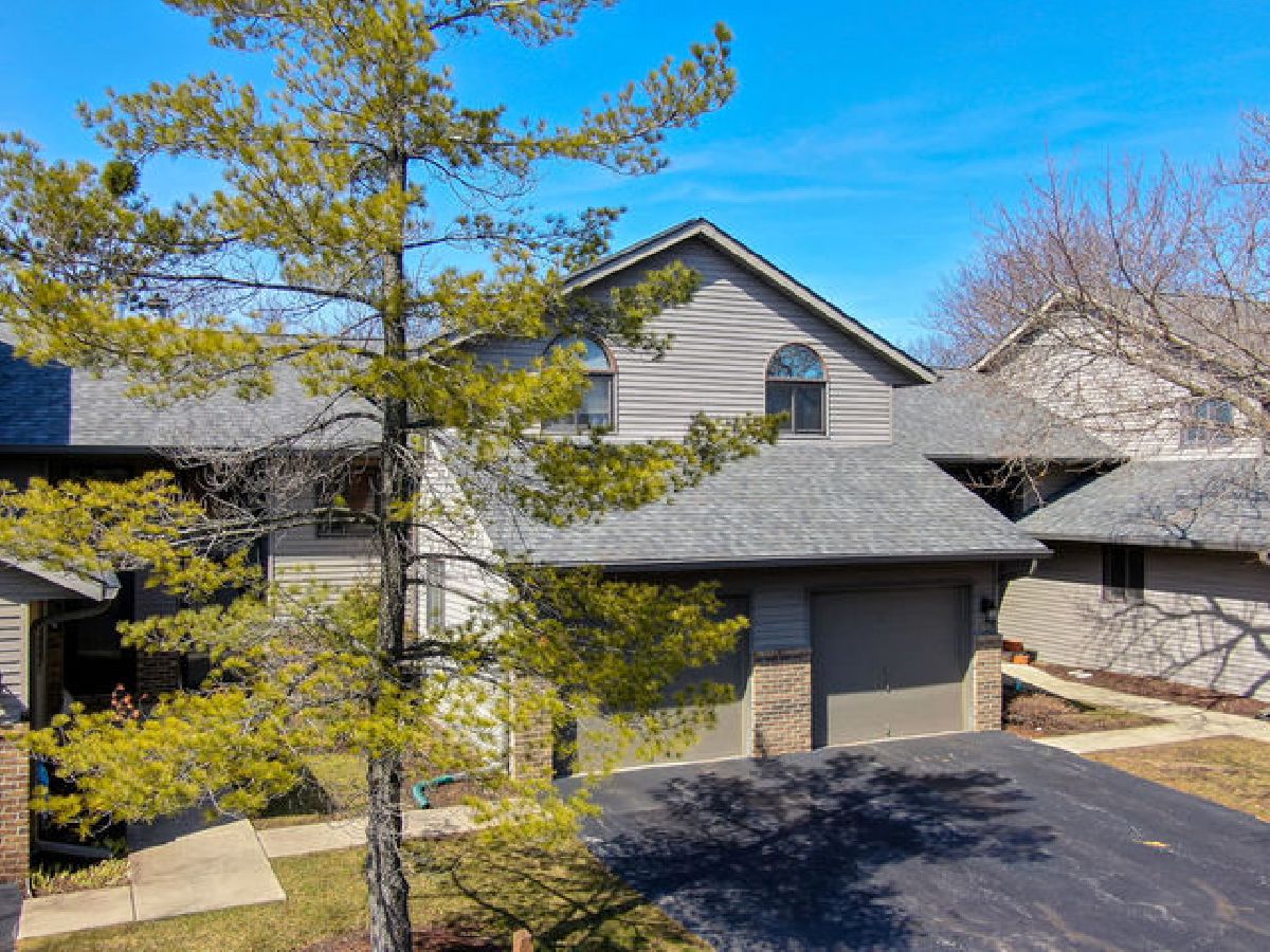 Townhomes Sold Berkshire Place Crystal Lake Illinois, 434 Berkshire