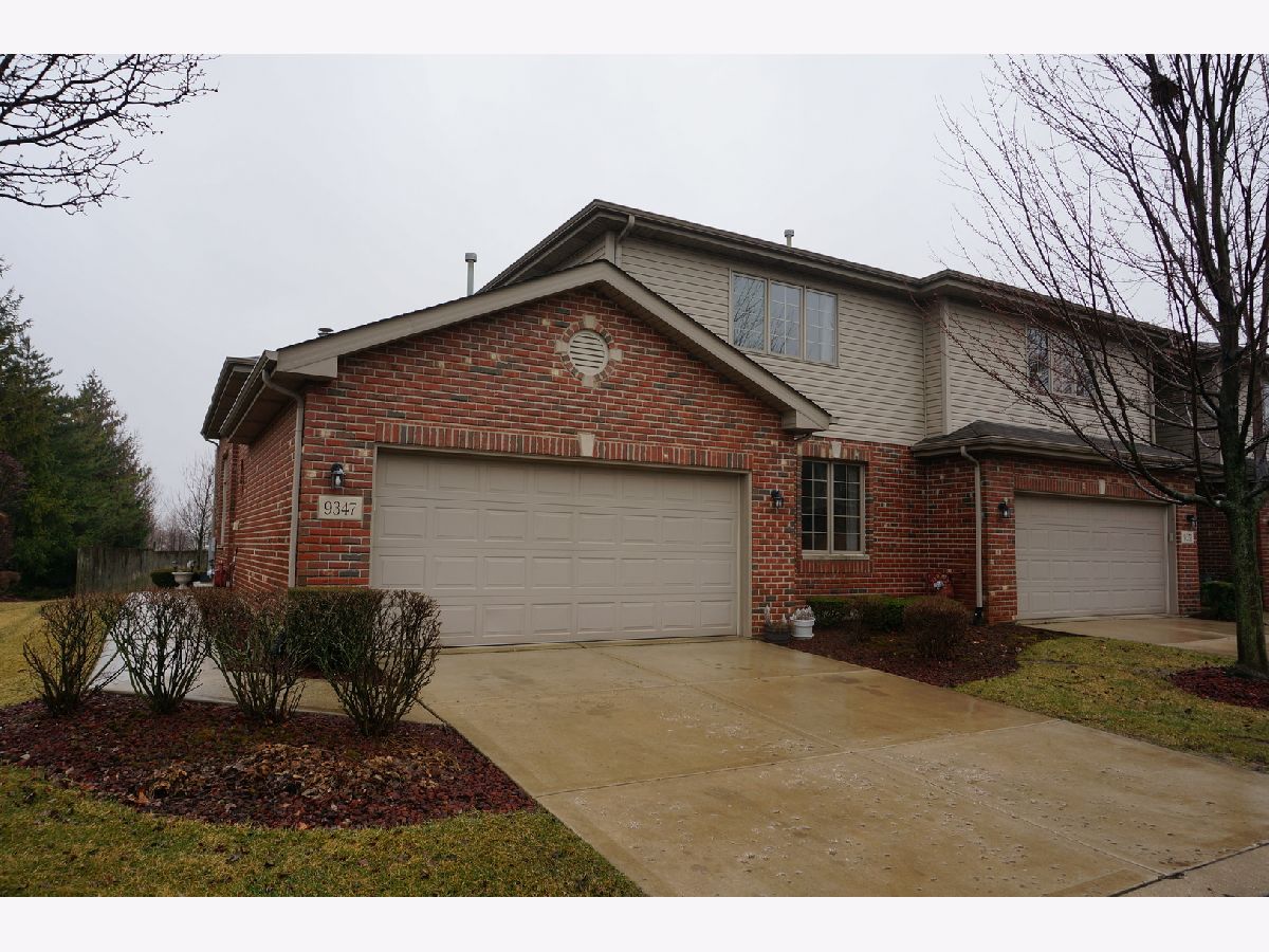 Townhomes Sold Caledonia Meadows Tinley Park Illinois, 9347 Finbar