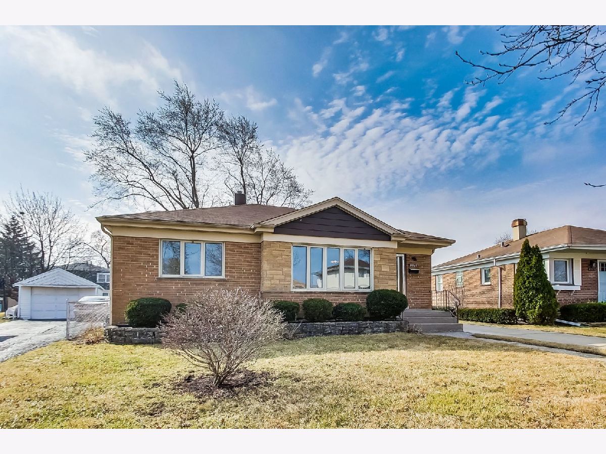 Homes Sold Fairlawn Westchester Illinois, 11121 Shakespeare