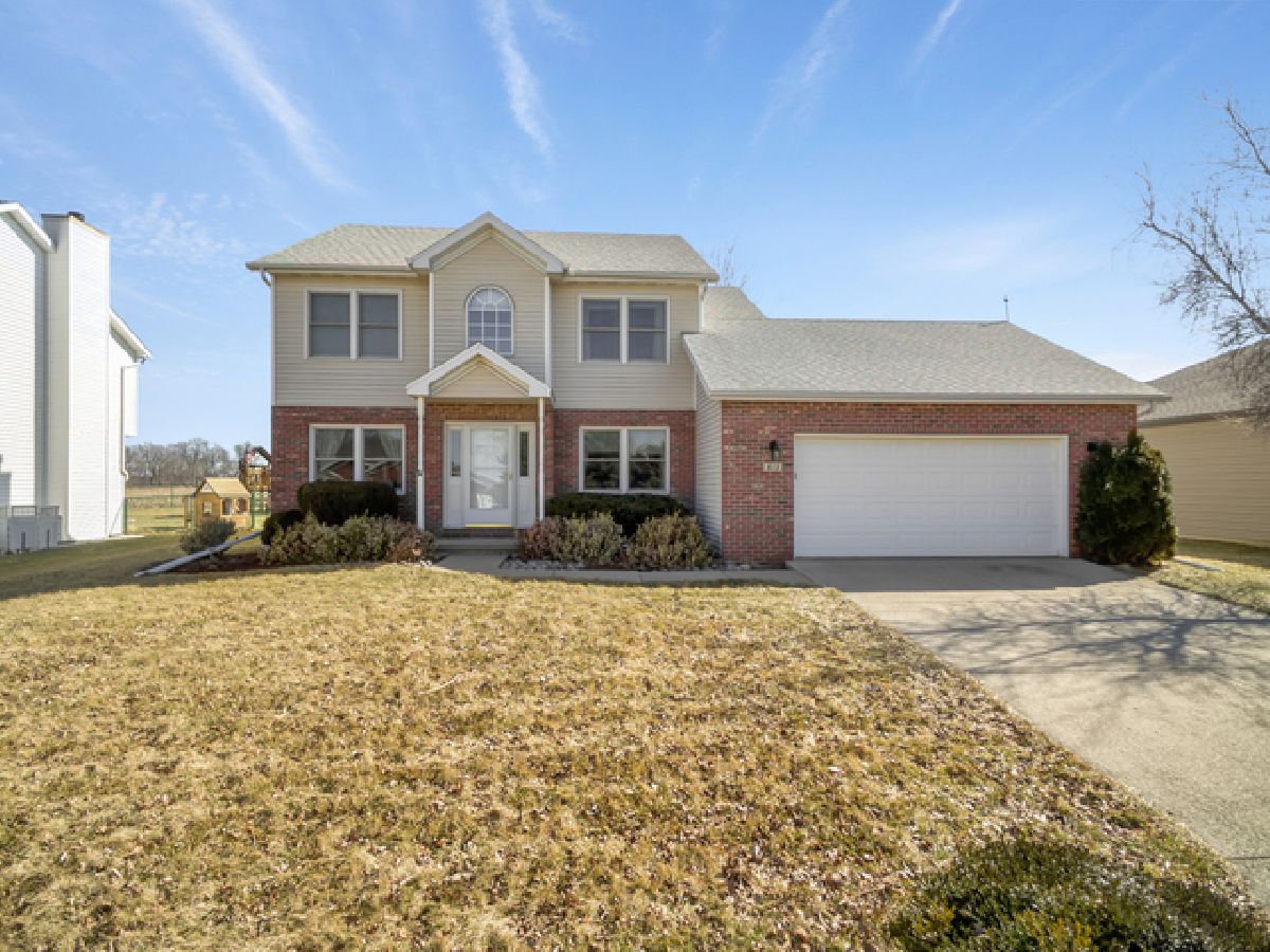 Homes Sold Wyndhaven Heyworth Illinois, 613 Windsor