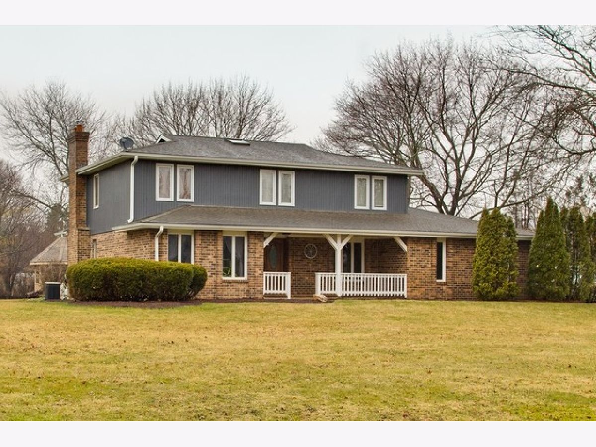 Homes Sold Brookwood Estates Bartlett Illinois, 5N630 Carriage Way