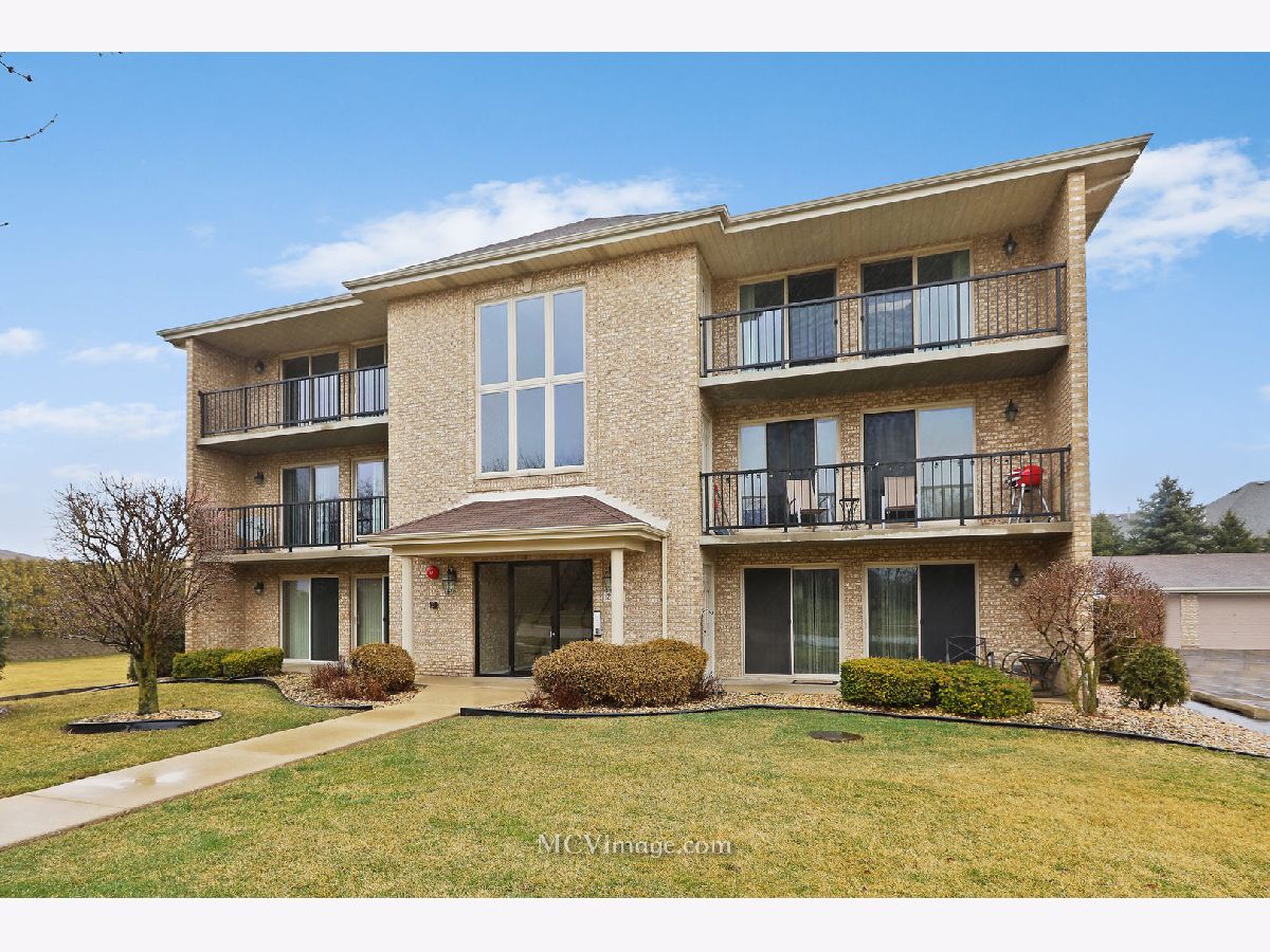 Condominiums Sold Stonehenge Lemont Illinois, 12755 St Andrews