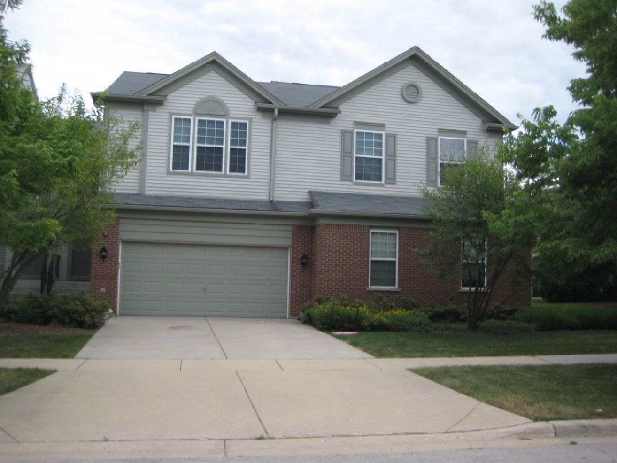 Townhomes & Condos Rented Forest Ridge Streamwood Illinois, 906 Elizabeth