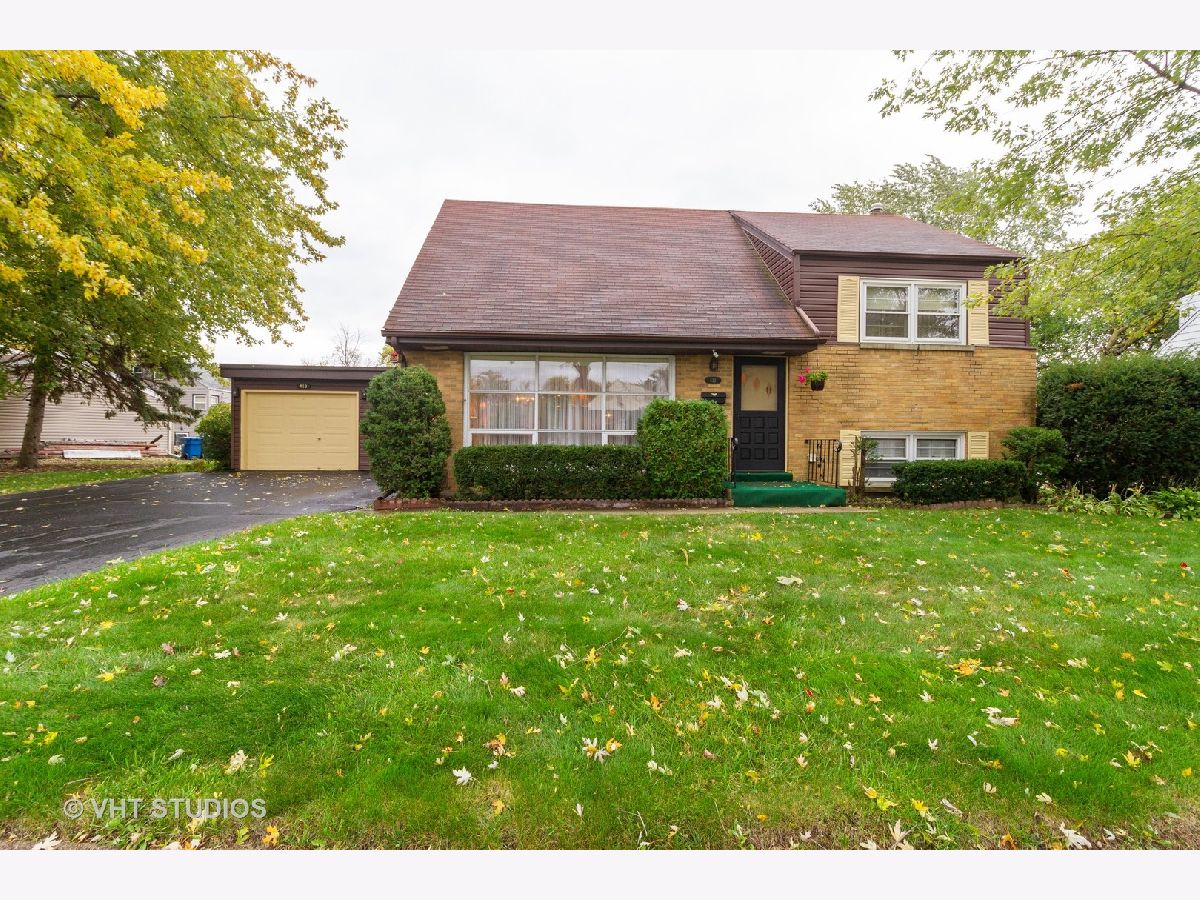 Homes Sold Longwood Farms Chicago Heights Illinois, 413 Longwood