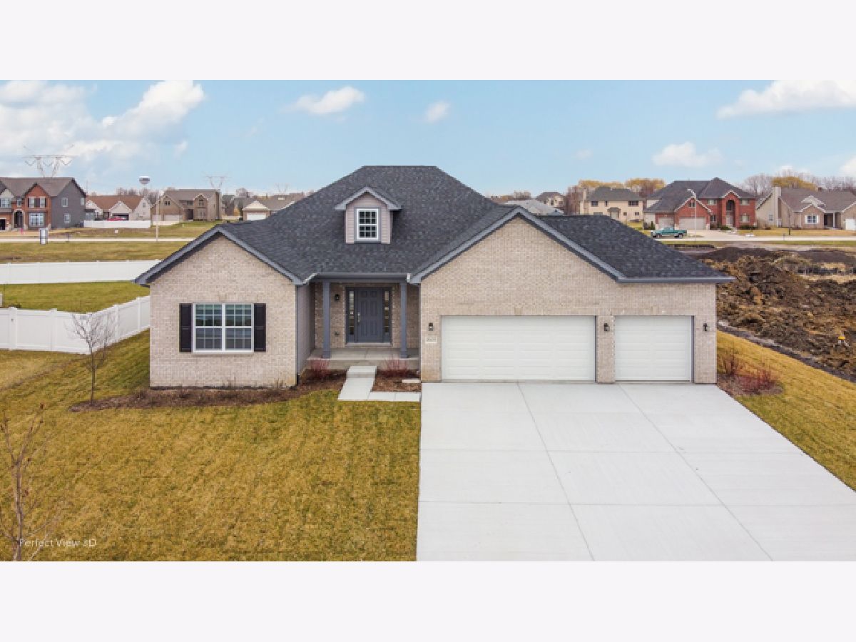 Homes & Condos & Townhomes Sold Whispering Oaks Channahon Illinois, 26410 Justin