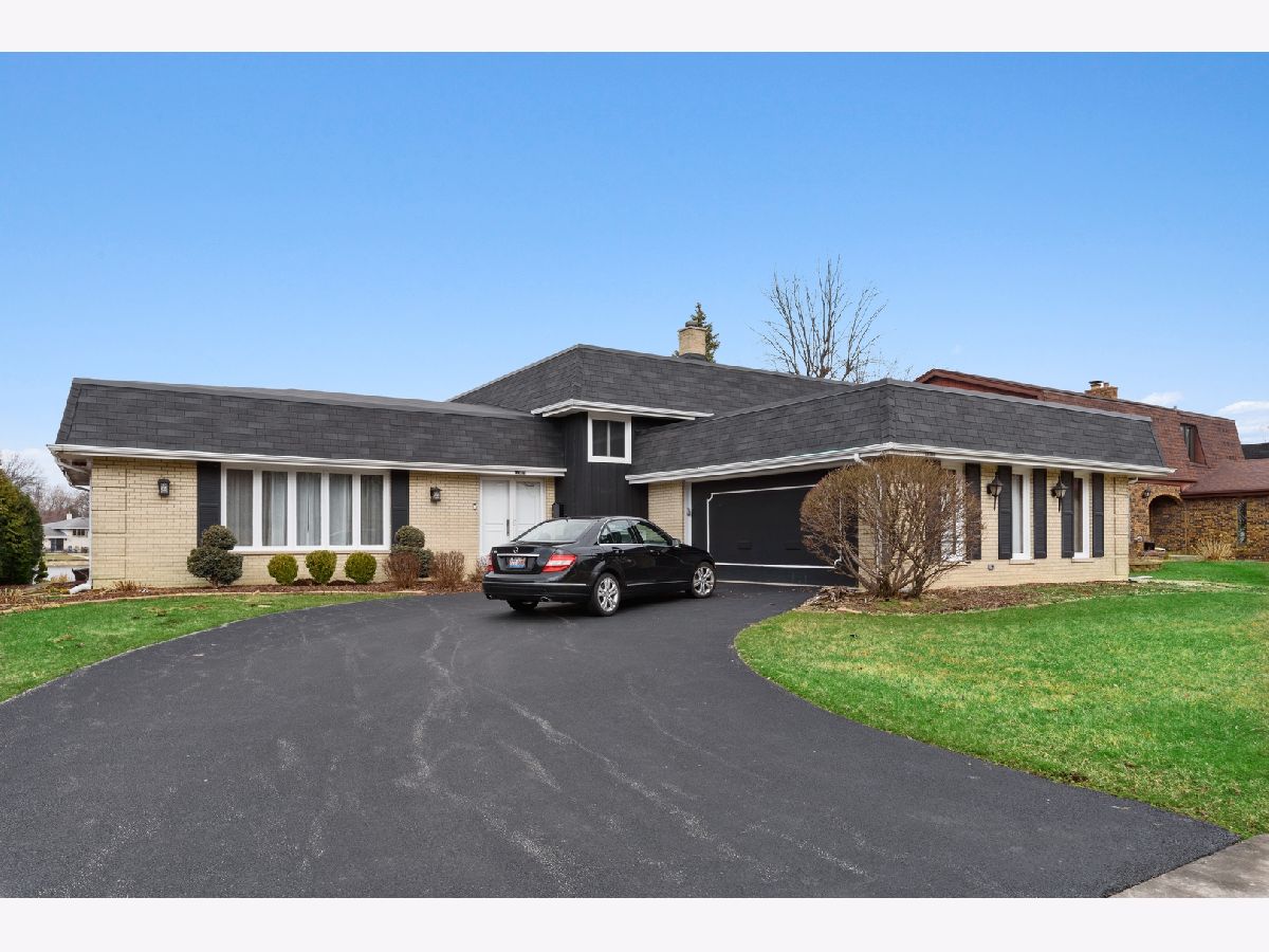Homes Sold Thorn Lake South Holland Illinois, 17316 Kimbark