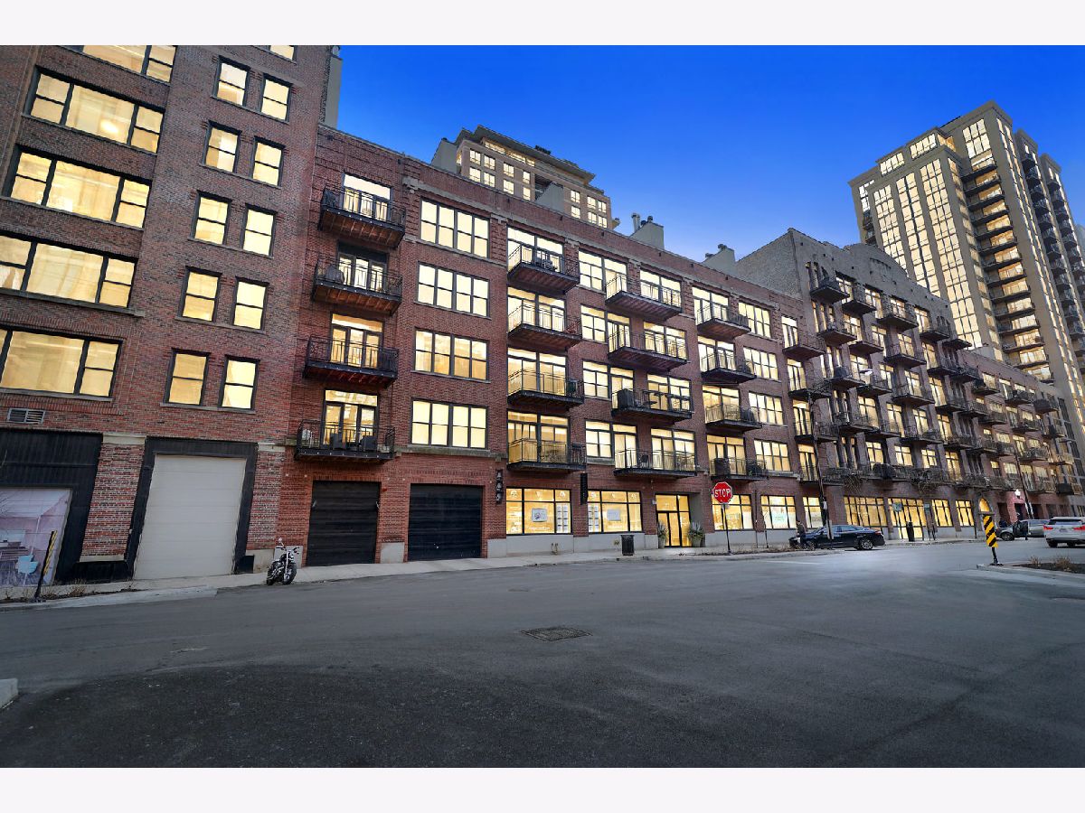Condos & Townhomes Sold Erie Center Lofts Chicago Illinois, 375 Erie
