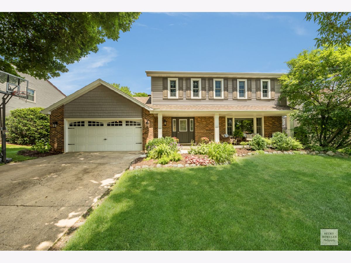 Homes Sold Huntington Hills Naperville Illinois, 1401 Deep Run