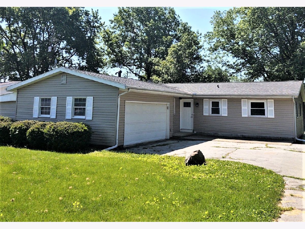 Homes Sold Country Acres Bloomington Illinois, 14571 Mark