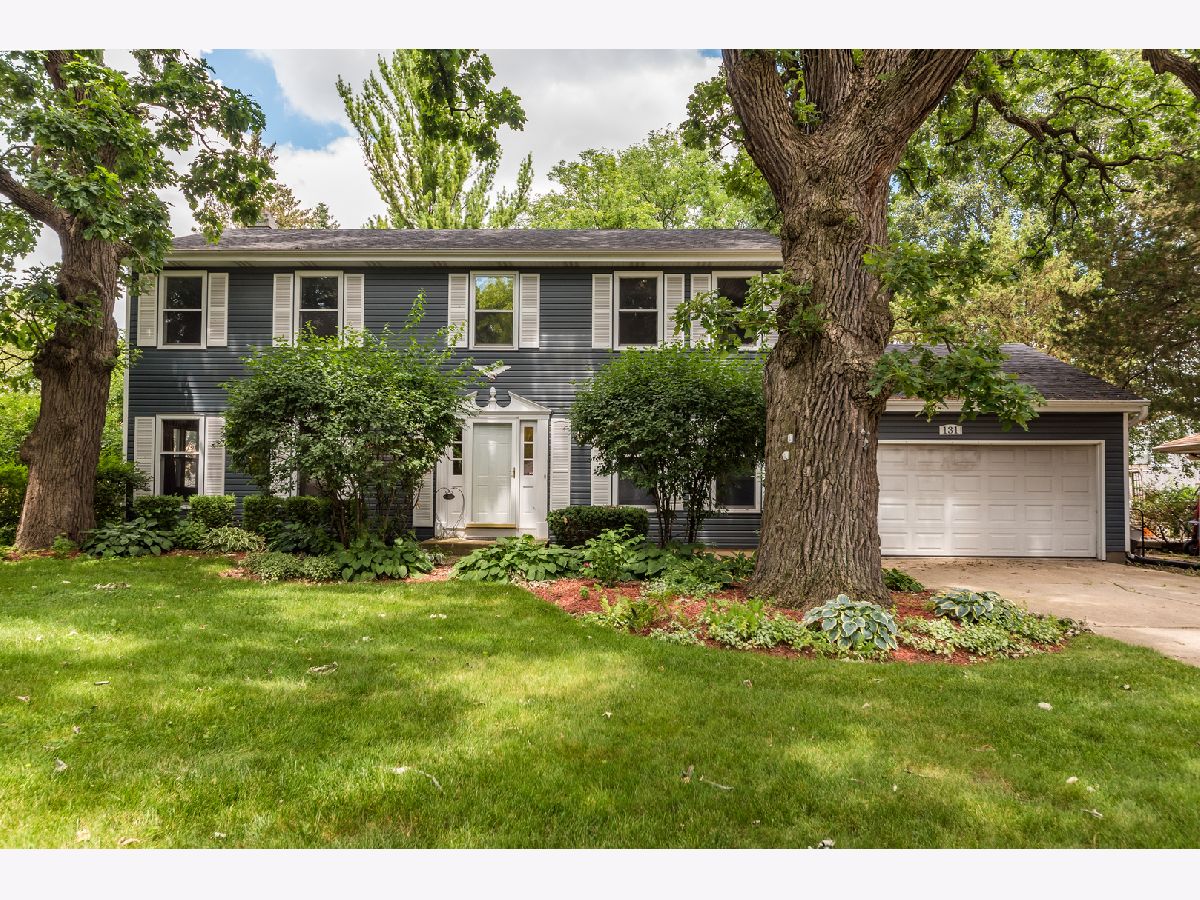 Homes & Condos & Townhomes Sold Country Knolls North Elgin Illinois, 131 Brookside